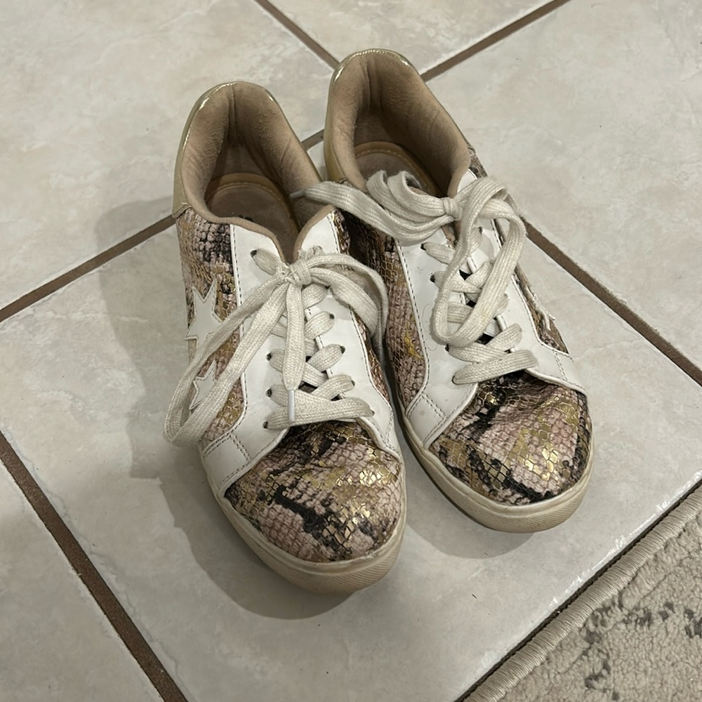 Soda shoes